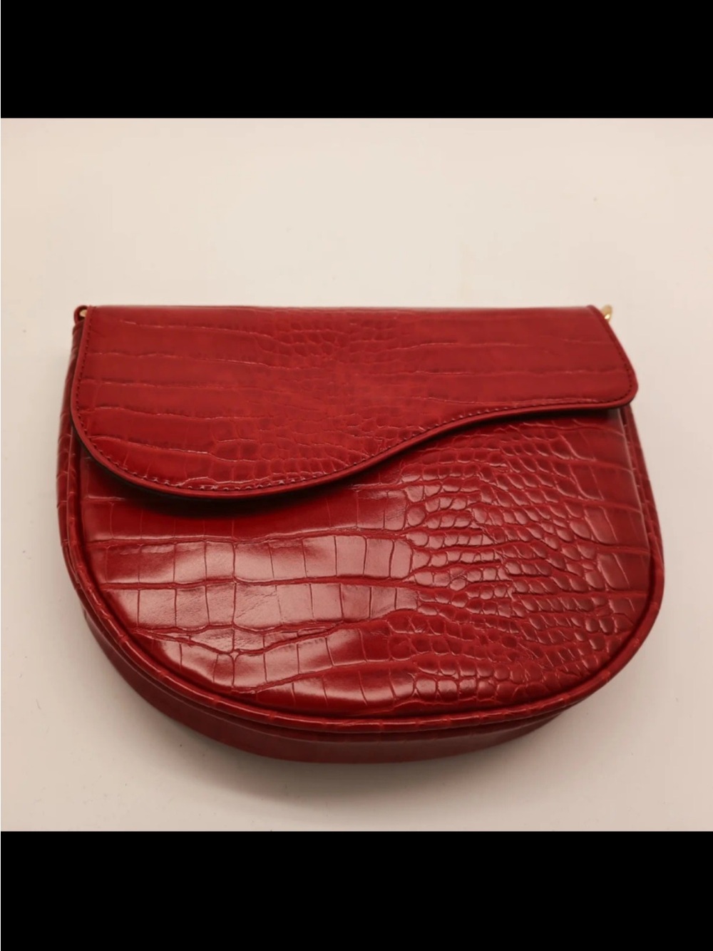 & Other Stories Red Croc-Embossed Saddle Clutch